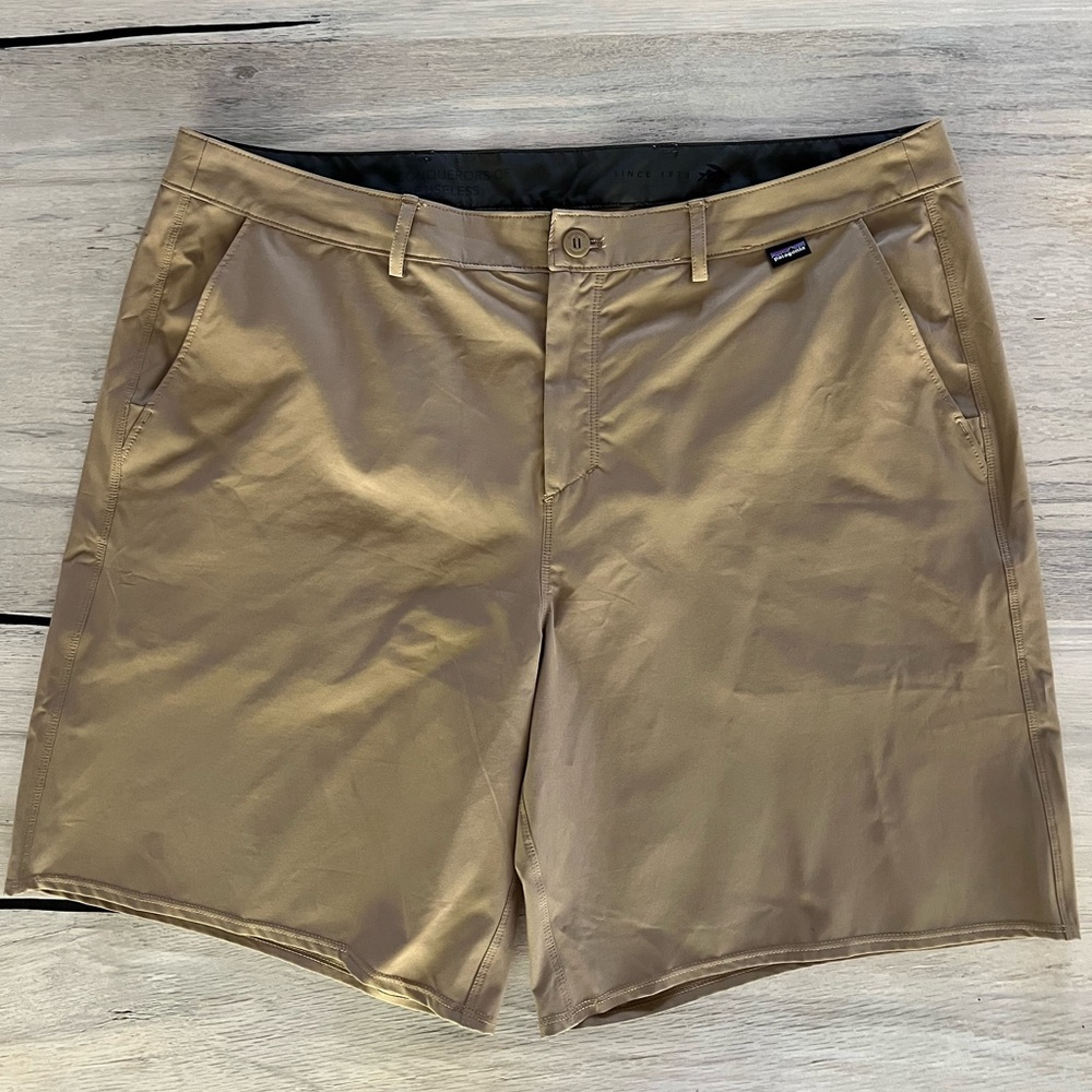 Patagonia Men's Hydropeak Hybrid Walk Shorts Mojave Khaki Size 38
